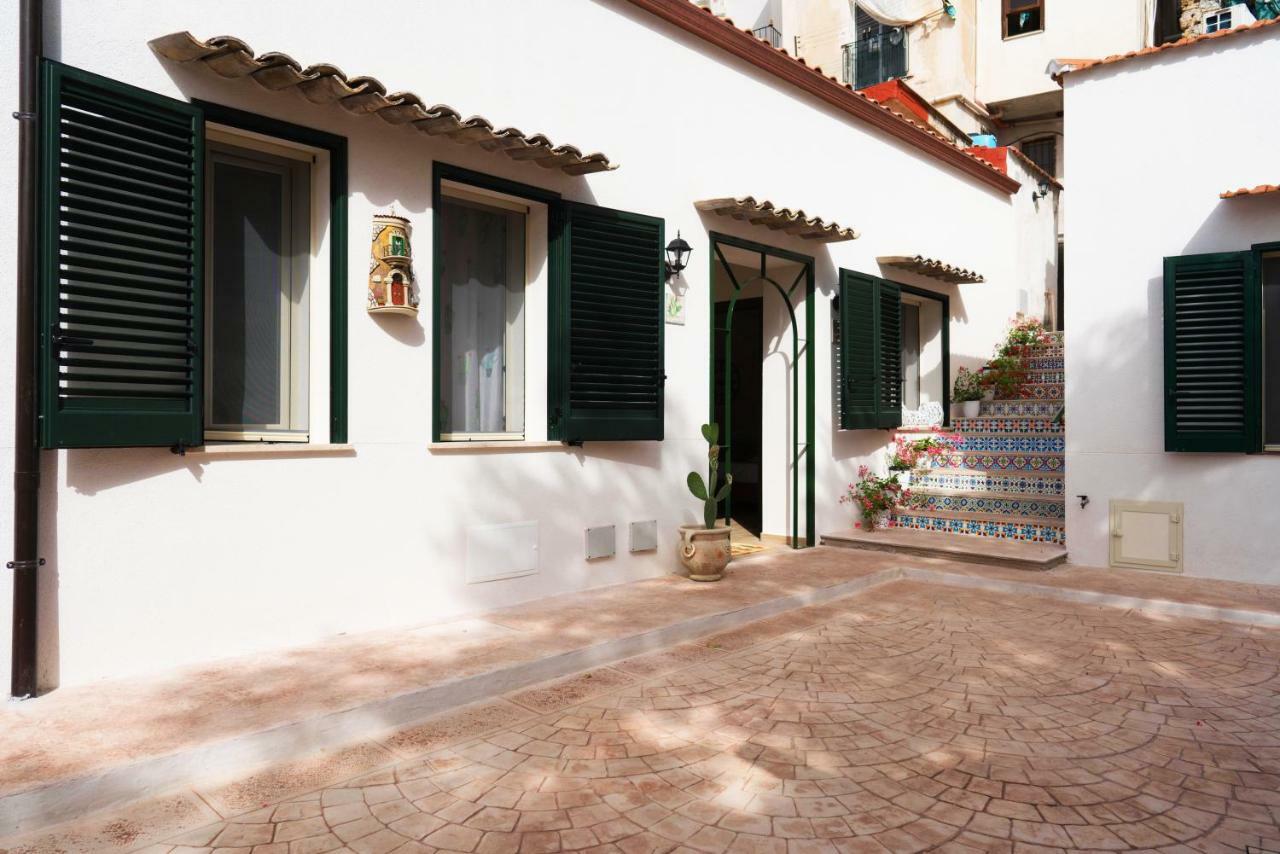 Baglio Reale Apartments - Palermo — Photos 2